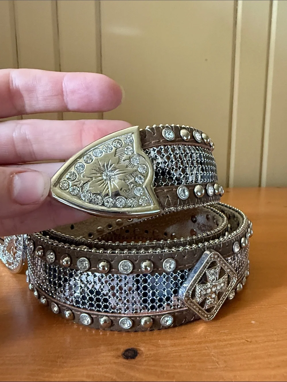 Nocona Studded Leather Western Belt – Crystal Detail – NWT